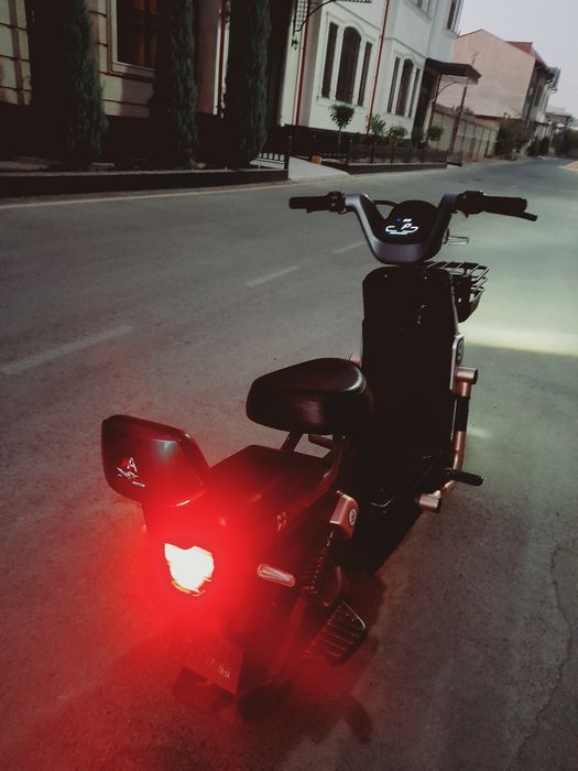 li9 elektro yengil skuter