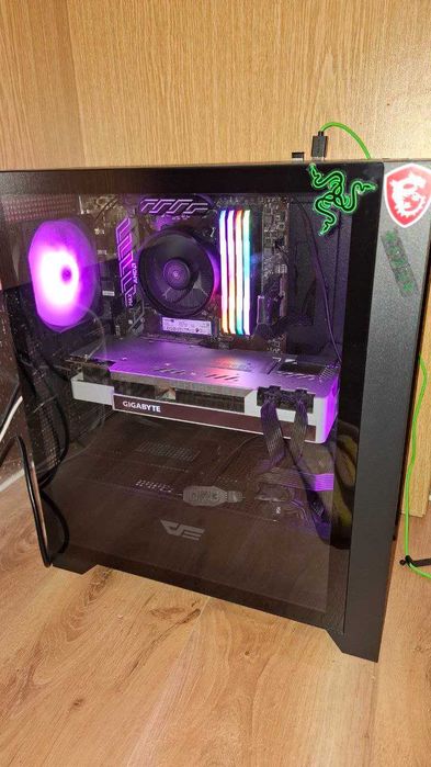 компютър. геймърски компютър