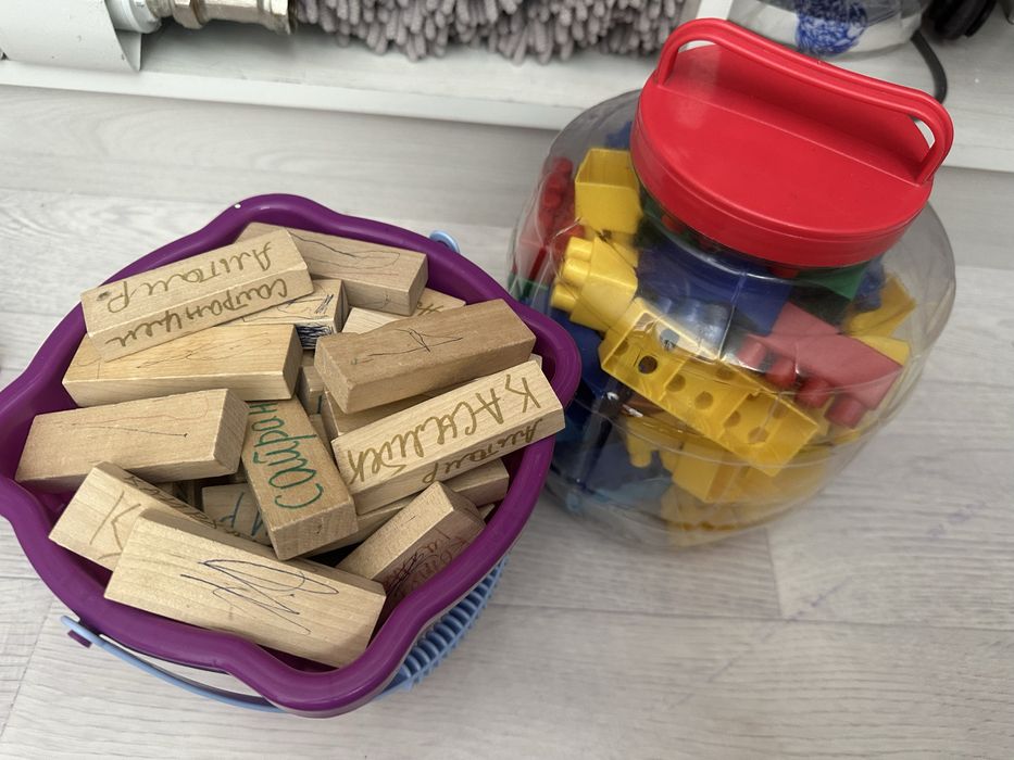 Отдам бесплатно игрушки