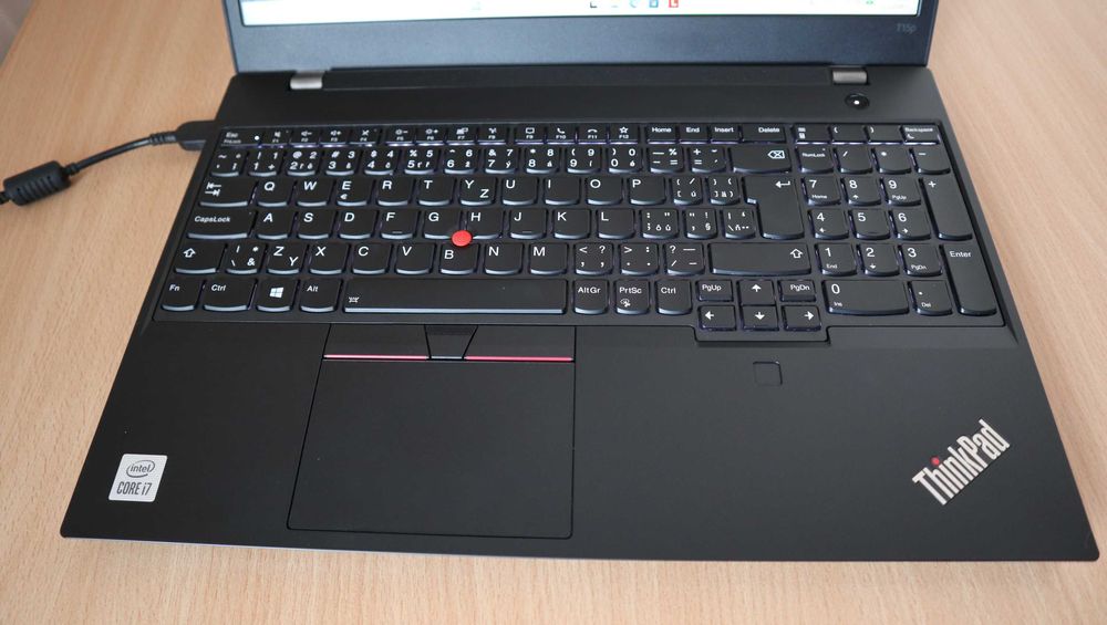 Lenovo ThinkPad T15p NVIDIA GTX 1050 4K/ i7 10750H / 512GB NVMe / 32GB