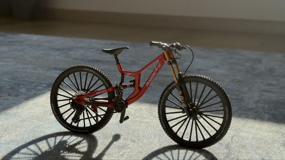 Macheta bicicleta mtb downhill