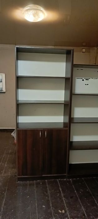 Шкафы и тумбы  офисные