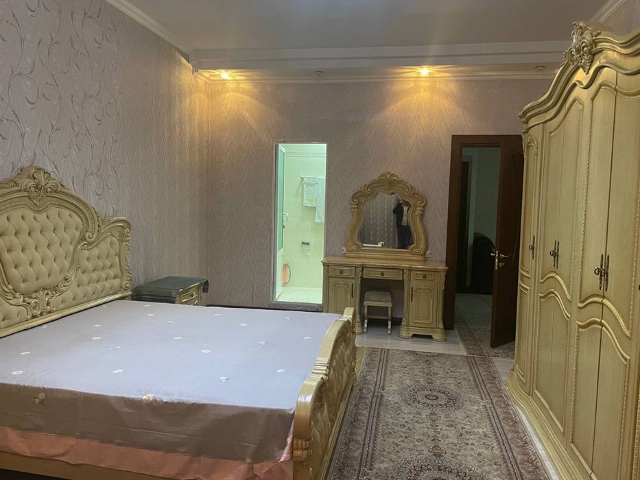 Аренда квартира 4 хоналик 200 м2