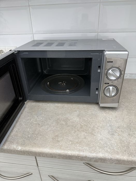 Продам микроволновую печь