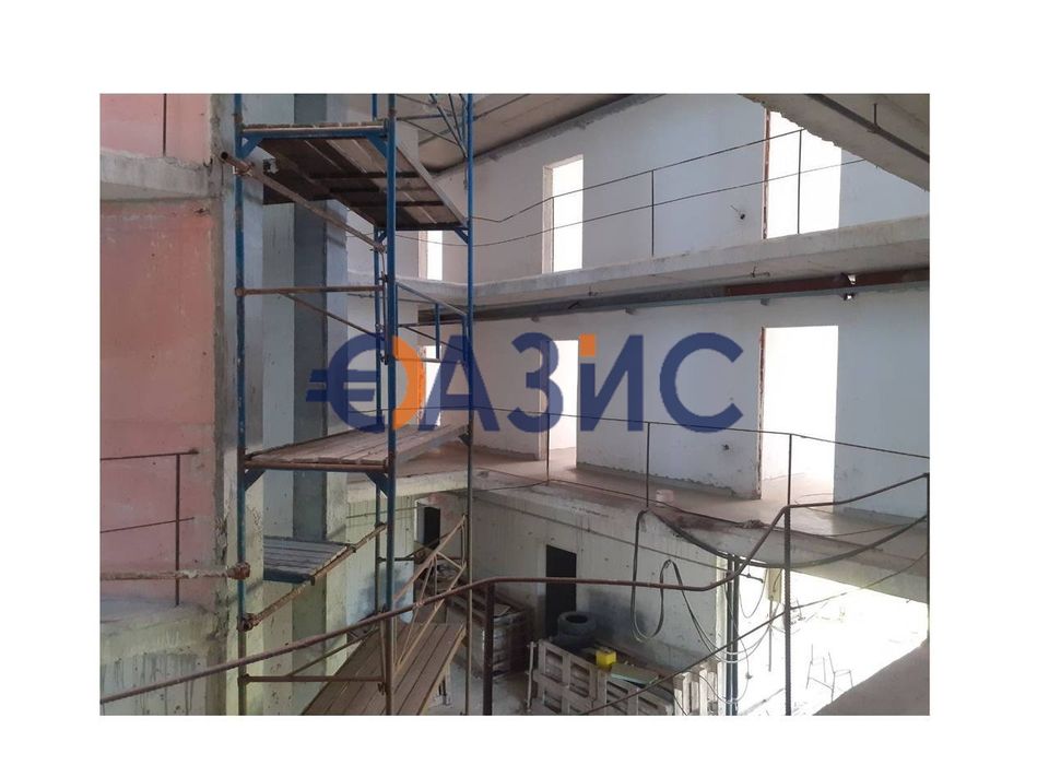 Продава се Хотел в Царево - 7120 кв.м за 198 €/кв.м - Снимка #9