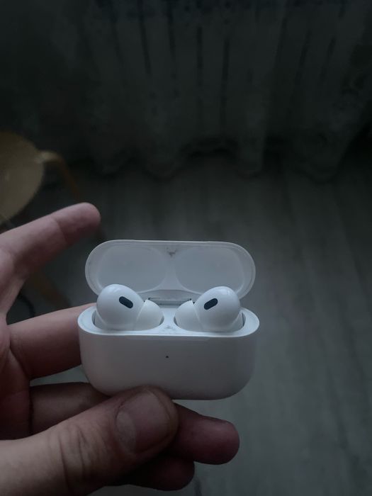 Продам наушники  AirPods Pro