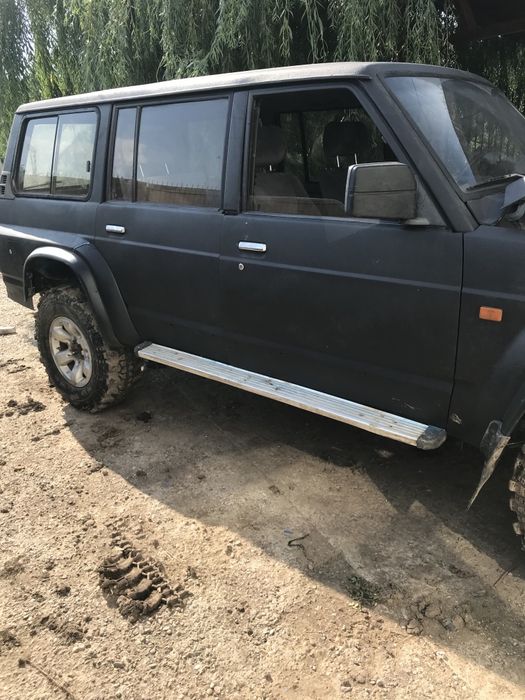 Nissan Patrol Y60