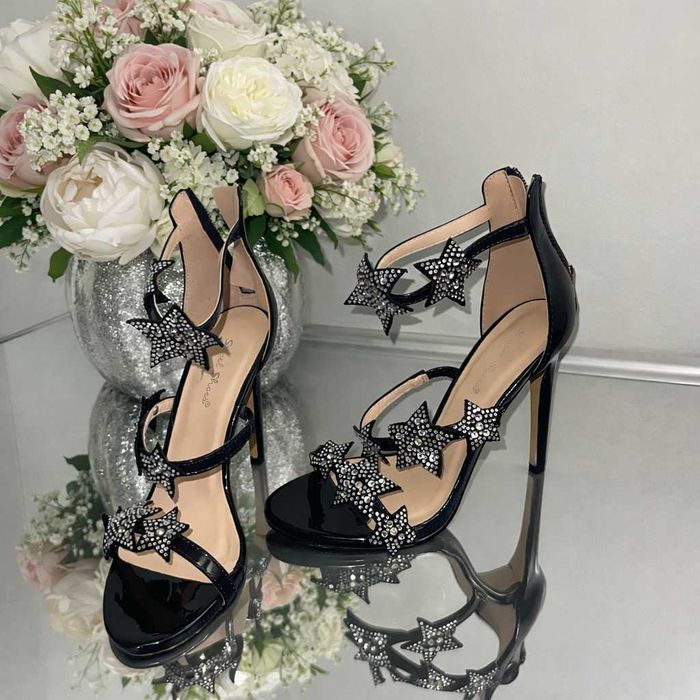 черни сандали на ток по модел на giuseppe zanotti черни звезди камъни