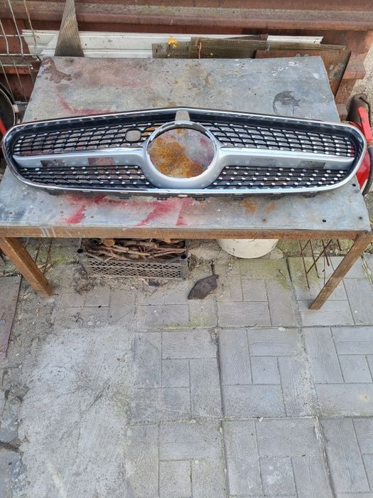 Grile fata BMW x5 E60/61.Grila Mercedes  GLE W292. Grila W220 .Logan 3