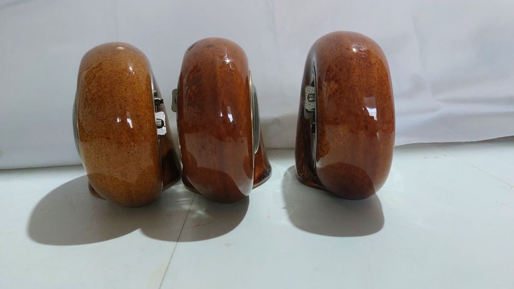 ceas de masă Victoria și Aradora  1977