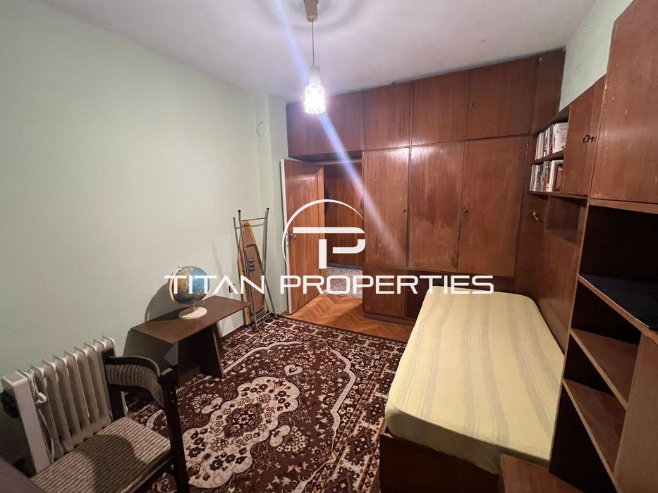 Дава се под наем Многостаен апартамент в Варна, Център - 110 кв.м за 460 € - Снимка #4