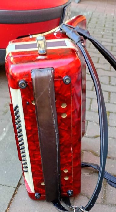 Acordeon Parrot  cu 80  bași roșu