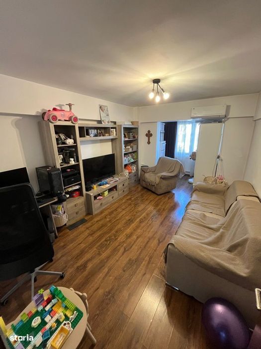 Apartament 2 camere decomandat – zona Capitol, Str. Mircea cel Bătrân