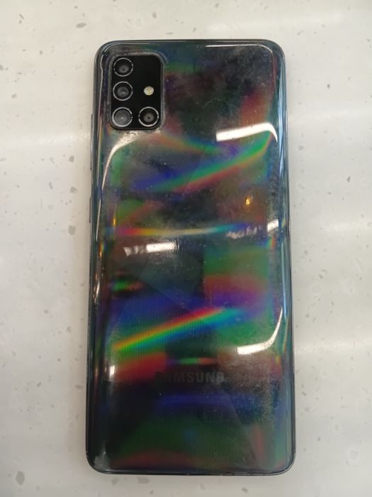 Самсунг а51   64