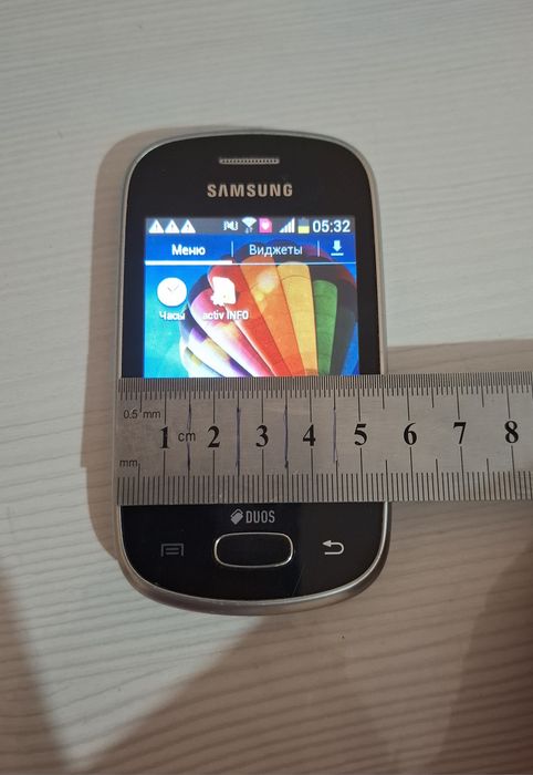 Samsung телефоны сатылады.