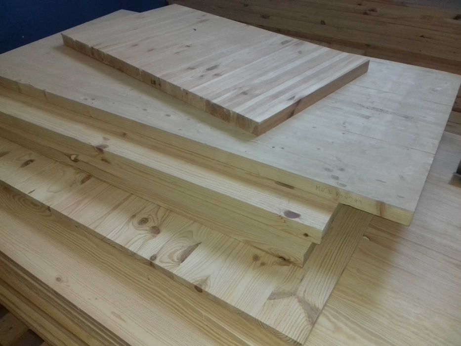 Blat din lemn masiv de pin finisate pentru birouri s bucatarii