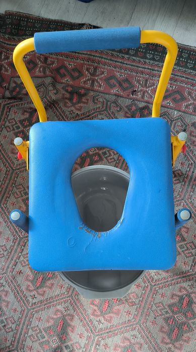 Стул горшок устойчивый