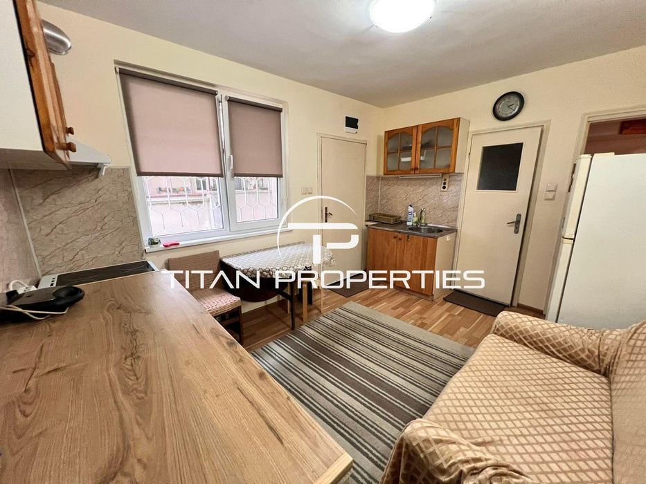 Продава се Двустаен апартамент в Бургас, Възраждане - 36 кв.м за 1006 €/кв.м - Снимка #1