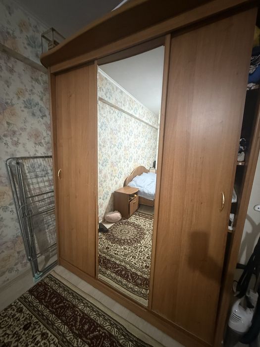 Продам спальный гарнитур