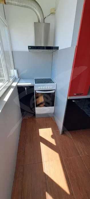 Дава се под наем Тристаен апартамент в Варна, Възраждане 3 - 80 кв.м за 500 € - Снимка #2