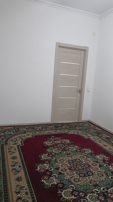 Yangi Hayot 9 Hududda 1-qavatdagi uy sotiladi