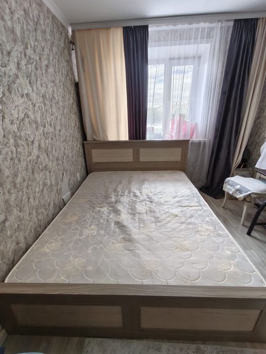 Двухспальный кровать