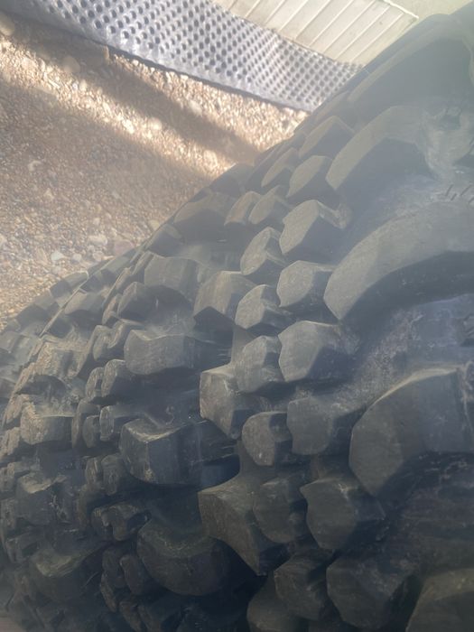 Jante si cauciucuri teren ( profil simex) 195/80/15