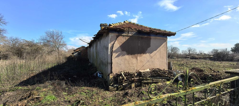 Продава се Къща в Каварна - 65 кв.м за 87 €/кв.м - Снимка #4