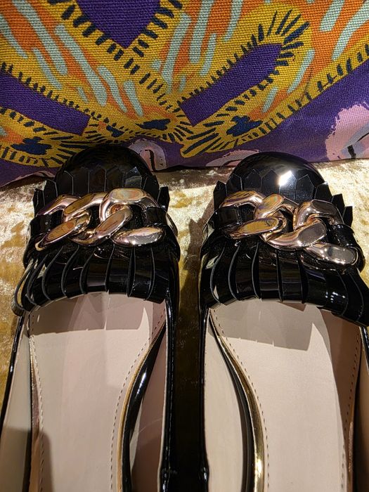 Елегантни обувки с нисък ток Primadonna