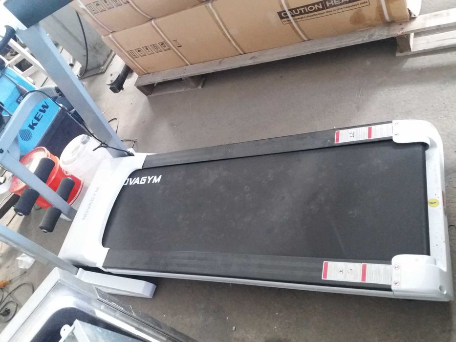 Бягаща пътека - електрическа - нова