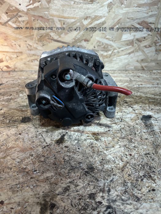 Alternator 1.3 CDTI Opel Corsa D-C/Agila/Meriva cu Mufa sau Papuc