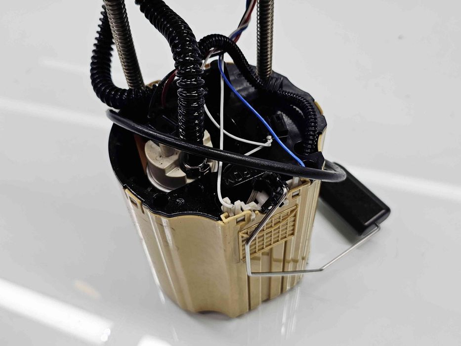 Pompa combustibil Chevrolet Cruze (J300) [Fabr 2010-2016] 13575879 1.7