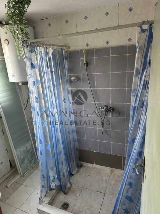 оф.24871 Масивна къща с двор/ с. Скутаре