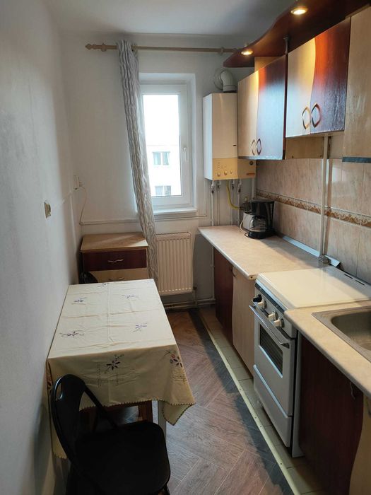 Inchiriez garsoniera - Bartolomeu