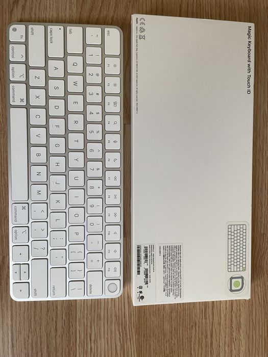 Клавиатура Apple Magic Keyboard c Touch ID