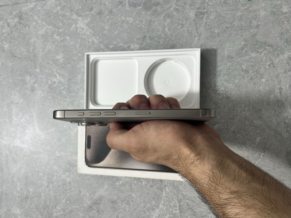 iPhone 15 Pro Max 256GB Natural Titanium