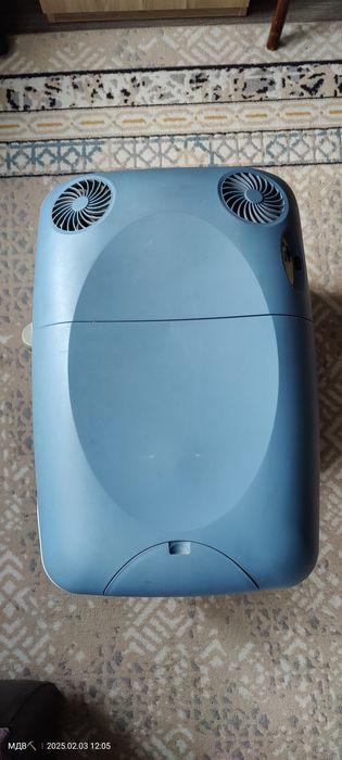 Холодильник термоэлектрический.