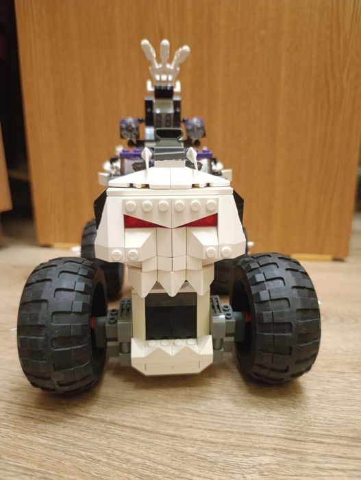 Lego Ninjago The Golden Weapons 2506 Skull Truck
