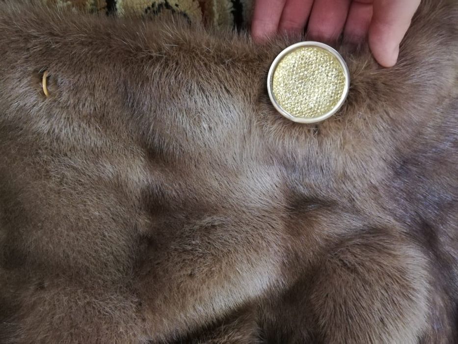 Продаётся Норковая шуба