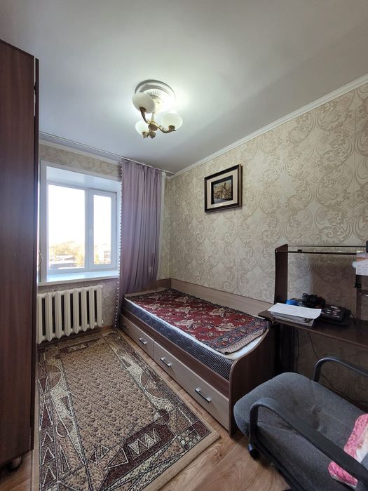 Продается 3 комнатная район Пристань!