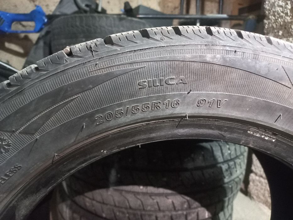 Зимние шины 205/55/16
