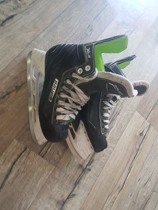 Продам коньки Bauer 36.5