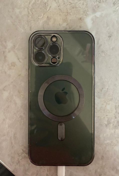 Продам Айфон 13 про макс