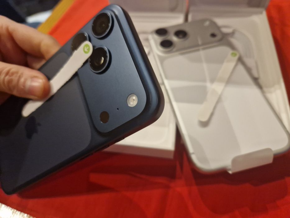 -Iphone 17Pro Max, Nou, 256Gb, 12Ram, 0 cicluri incarcare, neactivat,