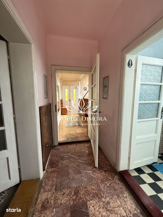 Casa spatioasa de 156mp cu 4 camere, teren de 237mp in Buzias - comisi
