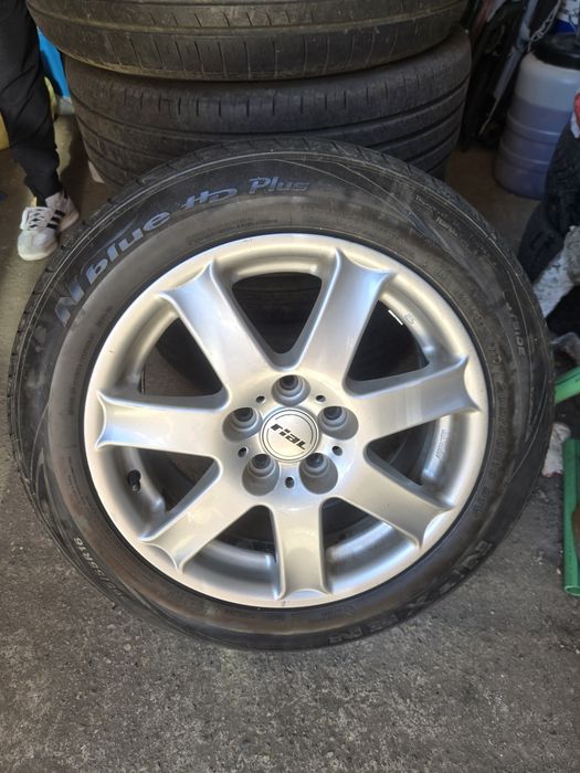 Set 4 jante aliaj  205/55 R16 - Stare foarte bună