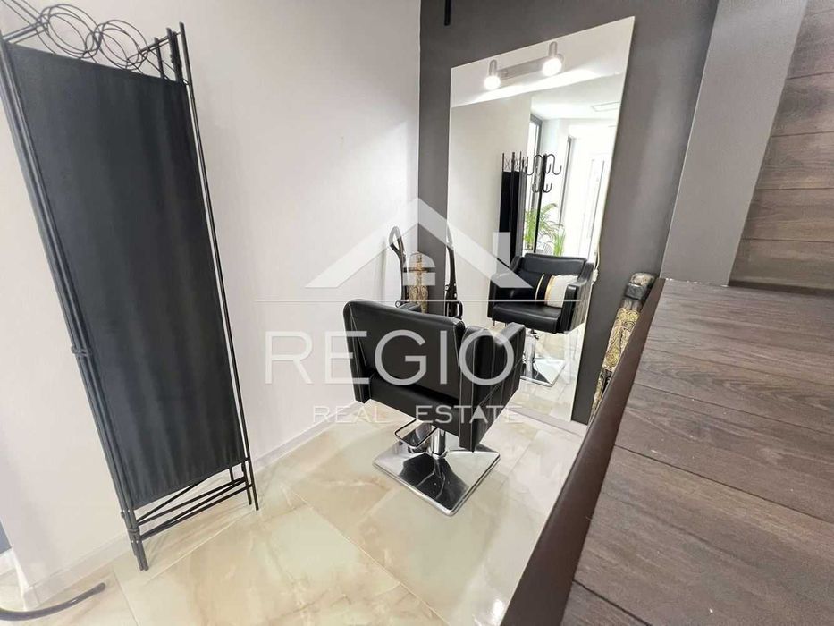 Дава се под наем Четиристаен апартамент в Варна, м-т Евксиноград - 230 кв.м за 2500 € - Снимка #16