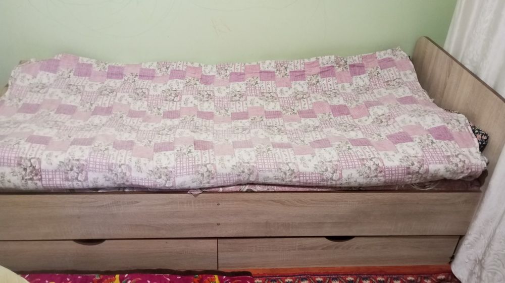 Шкаф и кровать б/у