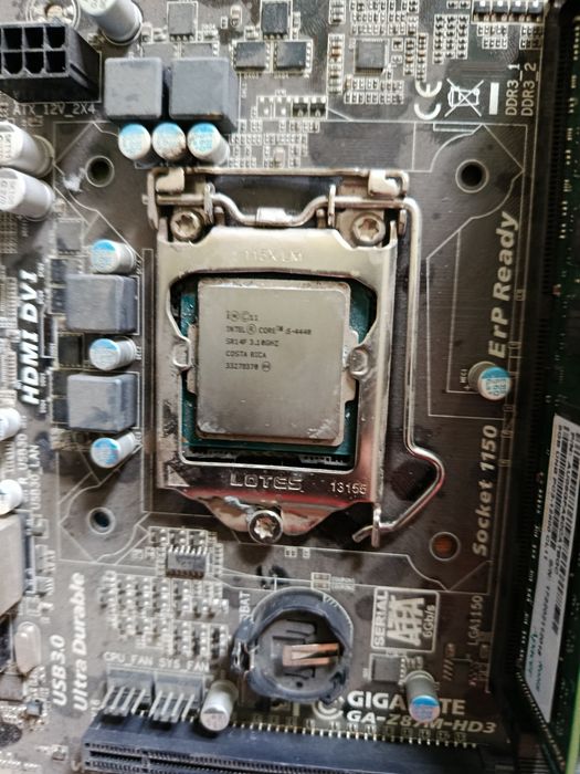 Комплект Gigabyte + Intel + 16 ГБ DDR3