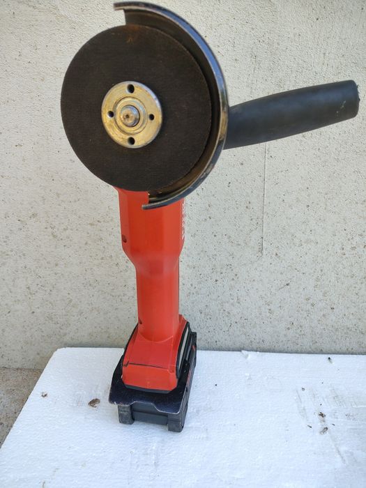 Flex cu variator turatie hilti Ag 4s  nuron. Are cu baterie